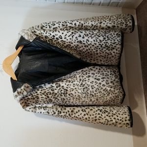 KC Collection faux leopard jacket size L